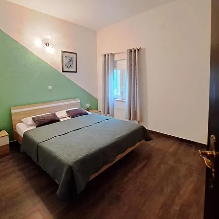 Apartments Villa Amaryllis Novigrad  Exterior photo